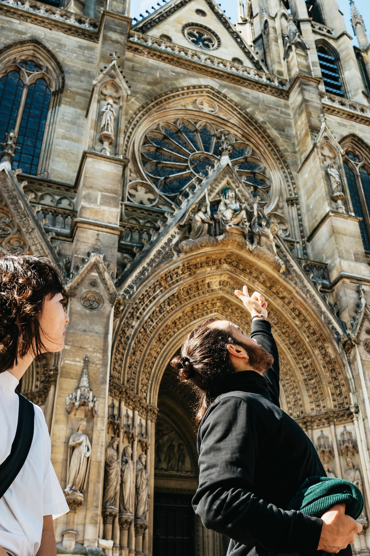 Eiffel Tower: French Gastronomy and Wine Tour