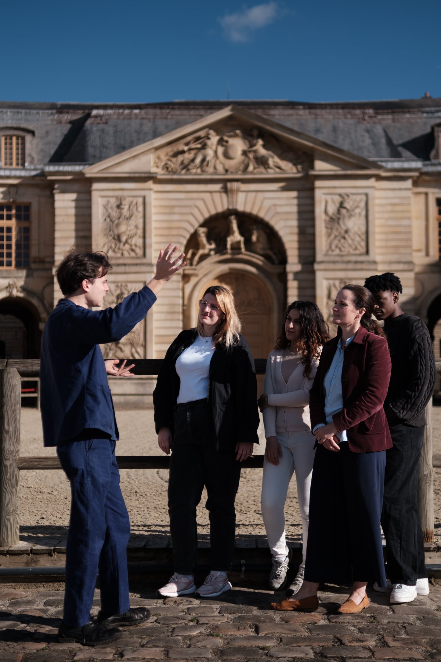 Versailles: Farmers Market and History Tour